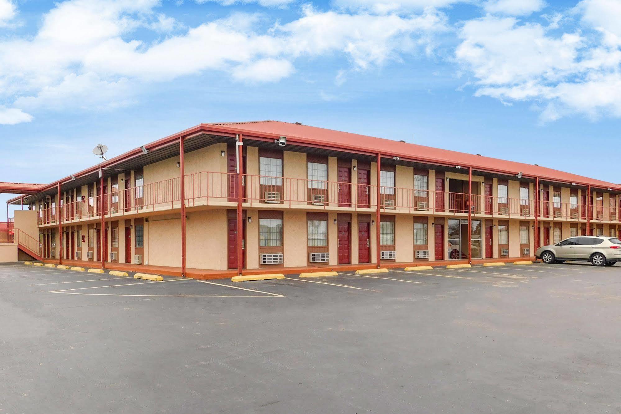 Rodeway Inn Broken Bow-Hochatown المظهر الخارجي الصورة